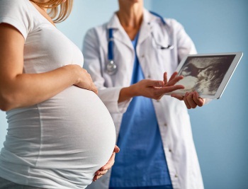 Акушерское обследование беременной